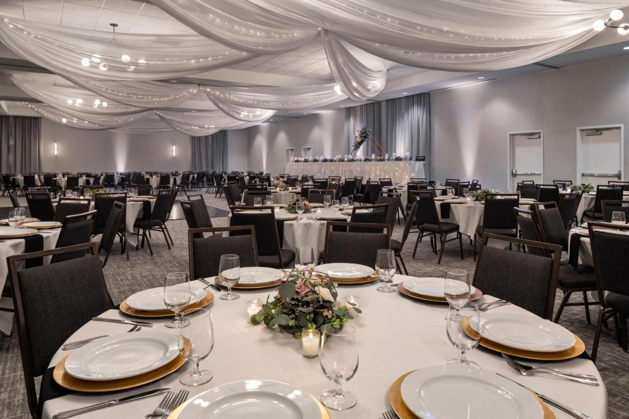 Courtyard Mankato Hotel & Event Center Exterior foto